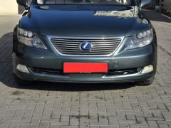 Photo of the vehicle Lexus LS