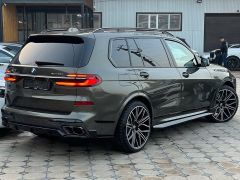 Фото авто BMW X7