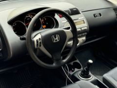 Фото авто Honda Jazz