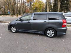 Фото авто Toyota Wish