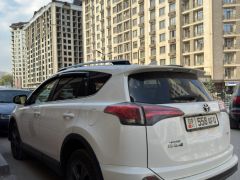 Сүрөт унаа Toyota RAV4