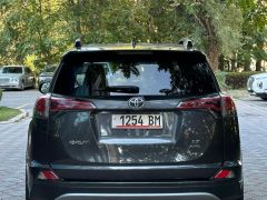 Сүрөт унаа Toyota RAV4