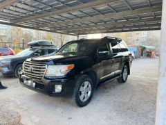 Сүрөт унаа Toyota Land Cruiser