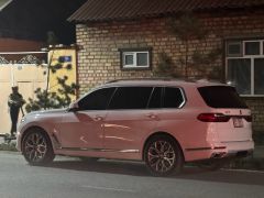 Сүрөт унаа BMW X7