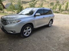 Photo of the vehicle Toyota Highlander