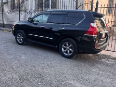 Photo of the vehicle Lexus GX