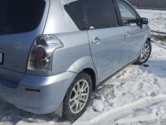 Сүрөт унаа Toyota Corolla Verso