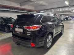 Photo of the vehicle Toyota Highlander