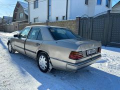 Фото авто Mercedes-Benz W124