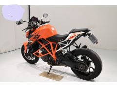 Фото авто KTM 1290 Super Duke R