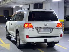 Сүрөт унаа Toyota Land Cruiser