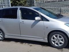 Фото авто Toyota Wish