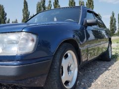 Фото авто Mercedes-Benz W124