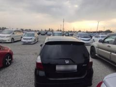 Фото авто Honda Fit