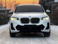 Photo of the vehicle BMW X4