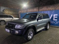 Сүрөт унаа Nissan Patrol