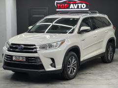 Photo of the vehicle Toyota Highlander