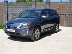 Photo of the vehicle Toyota RAV4