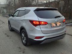 Photo of the vehicle Hyundai Santa Fe