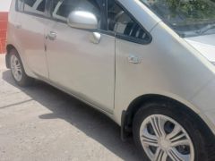 Сүрөт унаа Mitsubishi Colt