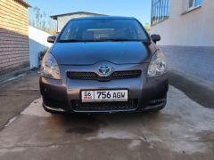 Сүрөт унаа Toyota Corolla Verso