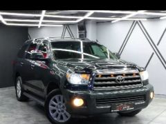 Сүрөт унаа Toyota Sequoia