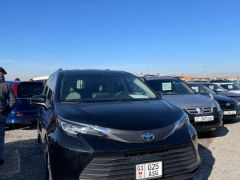 Фото авто Toyota Sienna