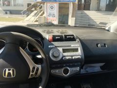 Фото авто Honda Jazz