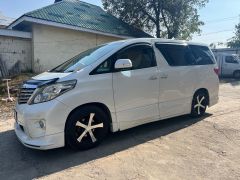 Сүрөт унаа Toyota Alphard