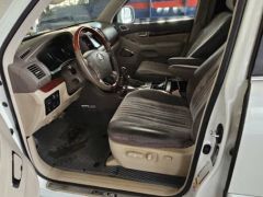 Photo of the vehicle Lexus GX