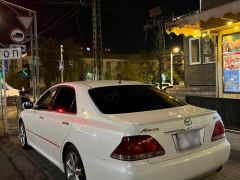 Сүрөт унаа Toyota Crown