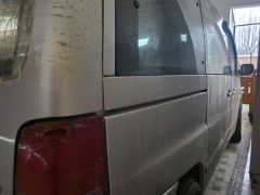 Сүрөт унаа Mercedes-Benz Vito