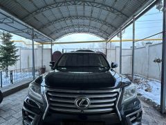 Photo of the vehicle Lexus LX