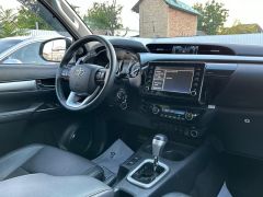 Сүрөт унаа Toyota Hilux