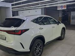 Photo of the vehicle Lexus NX