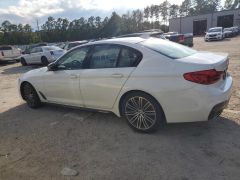 Photo of the vehicle BMW 5 Series