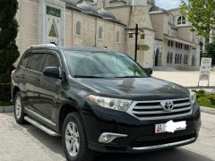 Photo of the vehicle Toyota Highlander