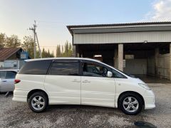 Фото авто Toyota Estima