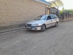 Сүрөт унаа Toyota Avensis