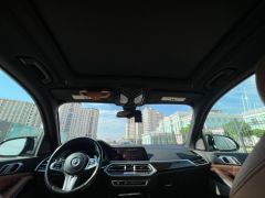 Photo of the vehicle BMW X5