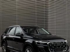 Photo of the vehicle Audi Q7