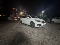 Сүрөт унаа Kia Carnival