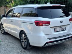 Сүрөт унаа Kia Carnival