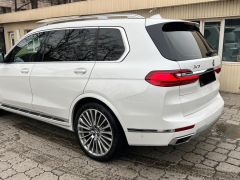 Сүрөт унаа BMW X7