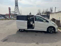 Сүрөт унаа Honda Freed