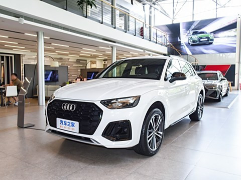 AudiQ5IIРестайлинг2.0