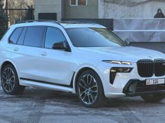 Photo of the vehicle BMW X7