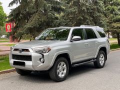 Photo of the vehicle Toyota 4Runner