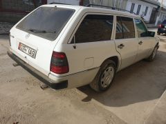 Сүрөт унаа Mercedes-Benz W124