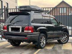 Photo of the vehicle Lexus LX